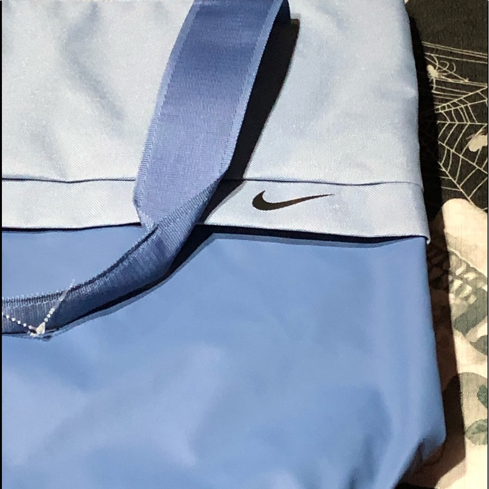 NWT NIKE RADIATE 20L PINK BLUE SHOULDER MISC BAG - Picture 4 of 8